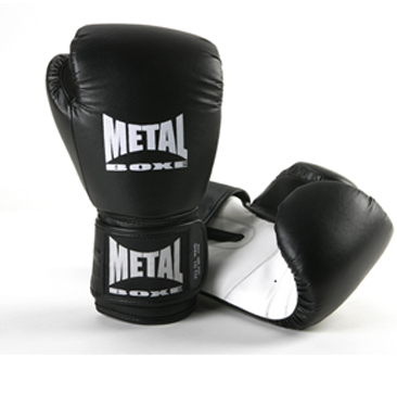 photo de gants de boxe noir